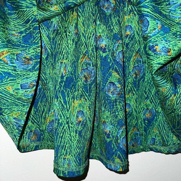 UK2LA Peacock Dress - Green - Picture 7 of 9
